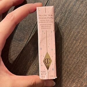 Charlotte Tilbury Glossy Lipstick